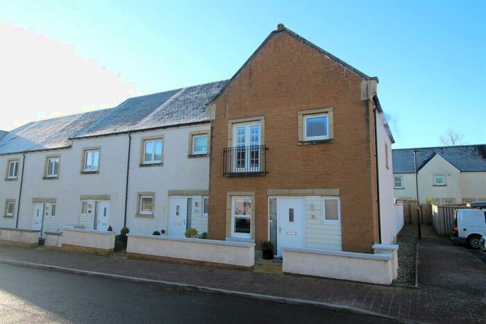 3 Bedroom End Of Terrace House For Sale In Malin Grove, Inverkip, PA16