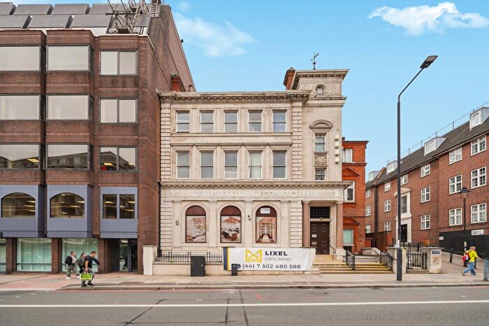 4 Bedroom Flat To Rent In Finchley Road, London, NW3