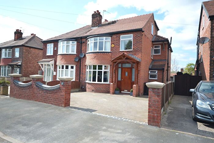 5 Bedroom Semi-Detached House For Sale In Whitehurst Road, Heaton Mersey, SK4