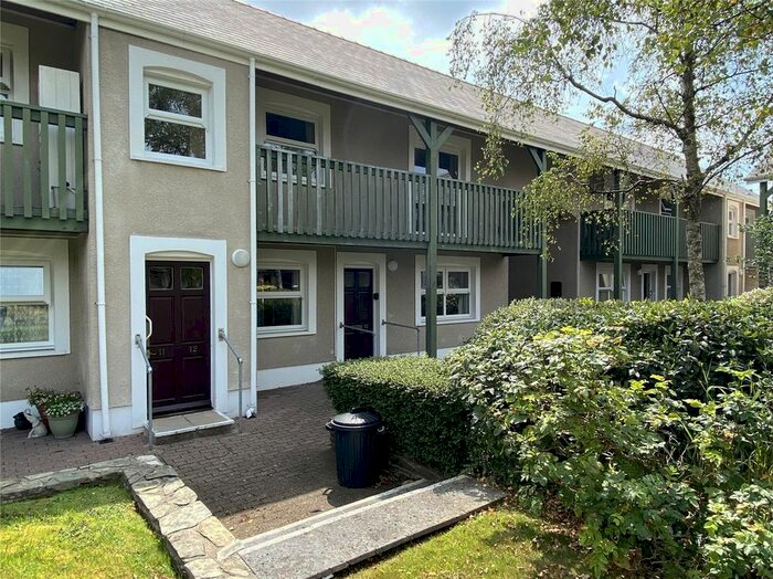 2 Bedroom Flat To Rent In Flat 12, Cawdor Court, Spring Gardens