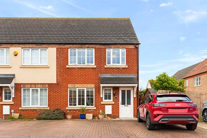 3 Bedroom End Of Terrace House For Sale In Antonius Close, Caistor, Market Rasen, LN7
