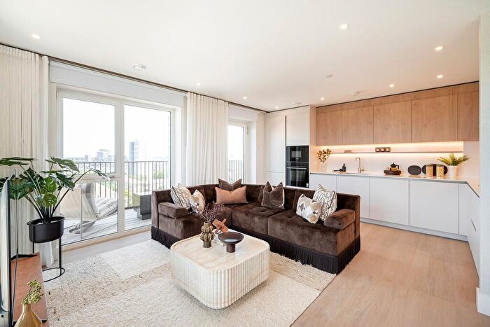 3 Bedroom Apartment For Sale In Bow Green, Bow Common Lane, London, E3