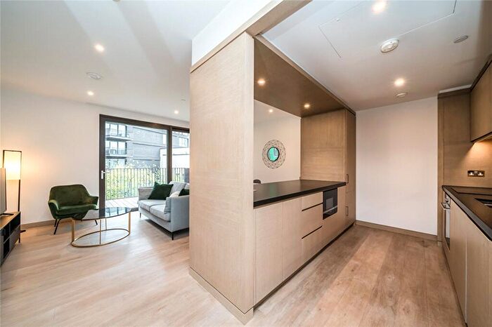 2 Bedroom Apartment For Sale In Legacy Building, Viaduct Gardens, Nine Elms, SW11