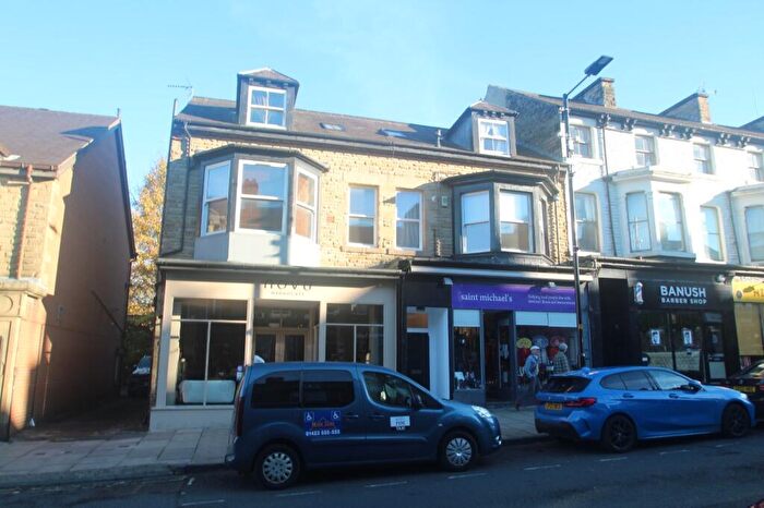 2 Bedroom Flat To Rent In Station Parade, Harrogate, North Yorkshire, HG1