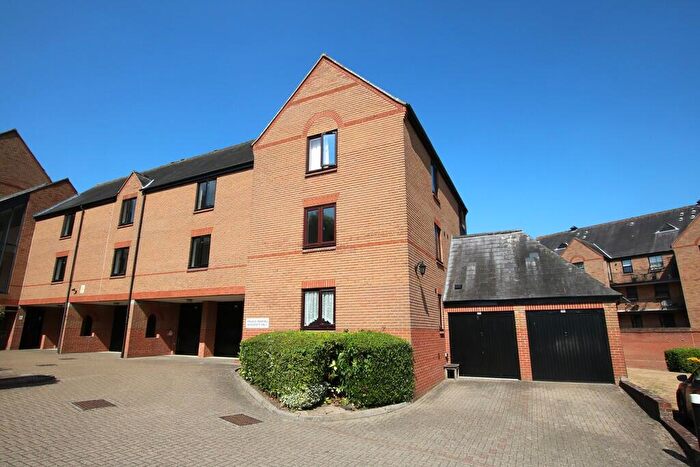 3 Bedroom Apartment To Rent In Fitzwalter Place, Chelmsford Road, Dunmow, Essex, CM6