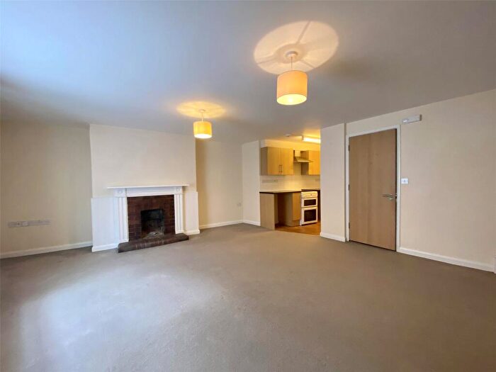 1 Bedroom Apartment To Rent In Exeter Inn Court, Barnstaple, Devon, EX32
