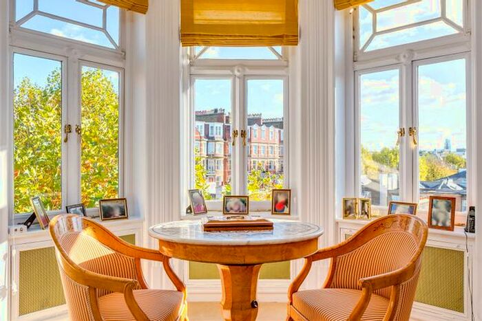 4 Bedroom Flat To Rent In Abingdon Court, Abingdon Villas, W8