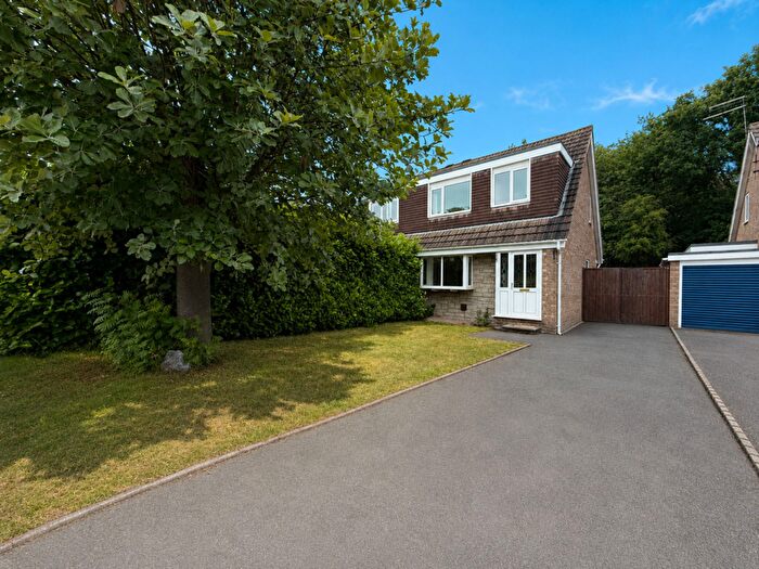 3 Bedroom Semi-Detached House For Sale In Gowy Close, Alsager, ST7