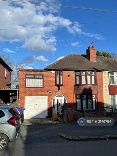 5 Bedroom Semi-Detached House To Rent In Firshill Avenue, Sheffield, S4