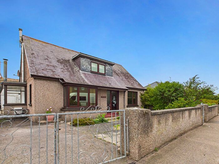 4 Bedroom Detached House For Sale In Glenmayne, Macdonald Drive, Lossiemouth, Morayshire, IV31