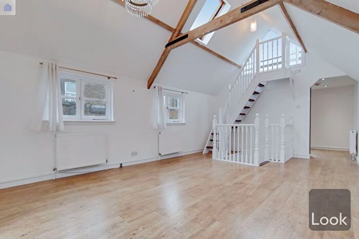 2 Bedroom Detached House To Rent In Despard Road, London, N19