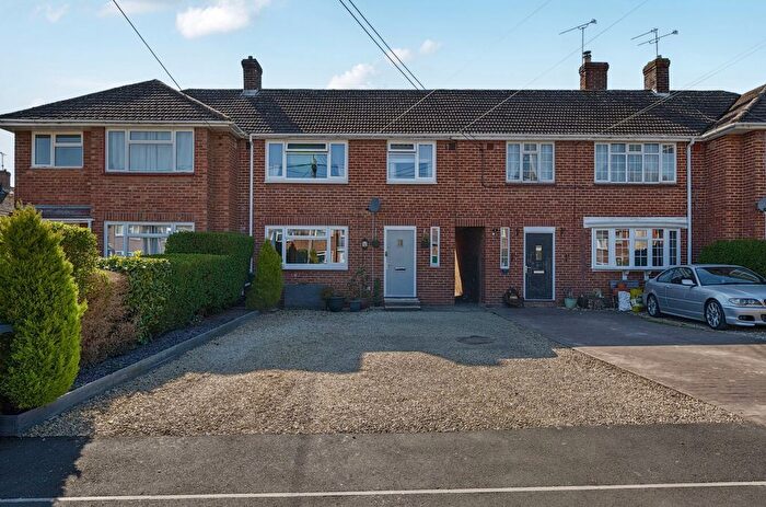 3 Bedroom Terraced House For Sale In Templars Firs, Royal Wootton Bassett, Wiltshire, SN4