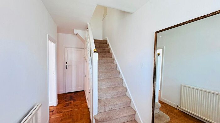 5 Bedroom End Terrace House To Rent In Queenborough Gardens, Ilford, IG2