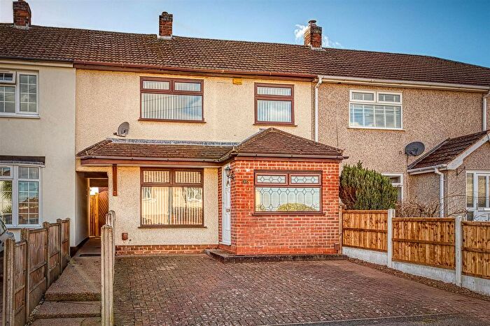 3 Bedroom Terraced House For Sale In Collingham Gardens, Mackworth, Derby, DE22