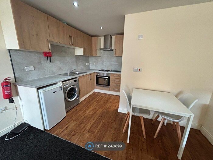 1 Bedroom Flat To Rent In Cleveland Street, Doncaster, DN1