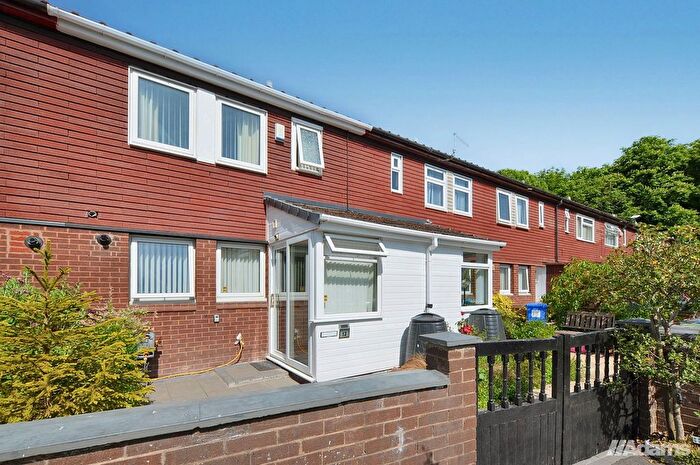 3 Bedroom Terraced House For Sale In Launceston Close, Runcorn, WA7