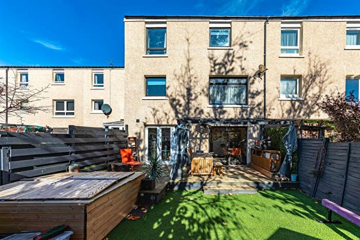 4 Bedroom Terraced House For Sale In Stobshaw Place, Tweedbank, Galashiels, TD1