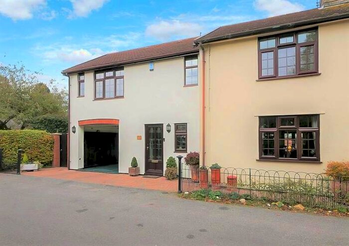 4 Bedroom Semi-Detached House For Sale In Back Road, Falkenham, IP10