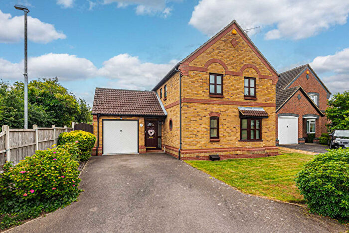 4 Bedroom Detached House For Sale In Langham Drive, Rayleigh, SS6