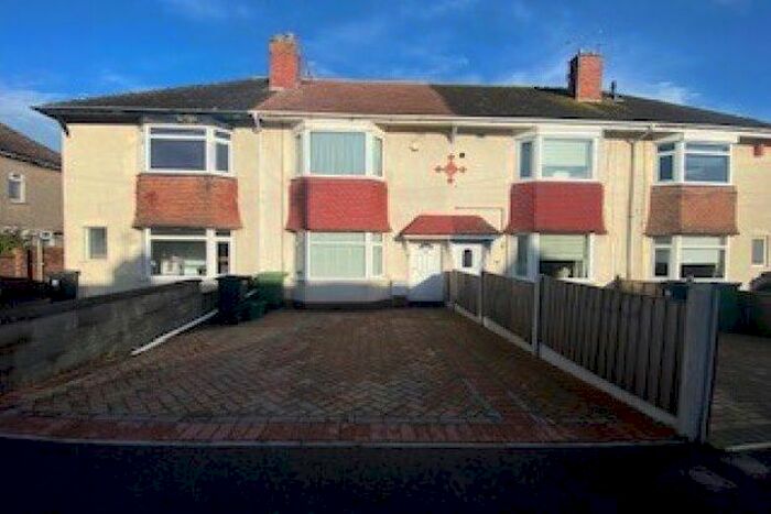 3 Bedroom Terraced House To Rent In Bridgman Grove, Bristol, BS34