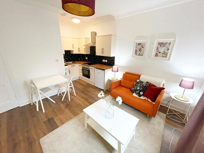 1 Bedroom Flat To Rent In Morris Street, Largs, North Ayrshire, KA30