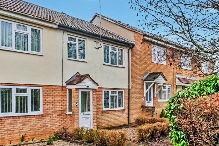 3 Bedroom Terraced House For Sale In Sussex Drive, Banbury, OX16