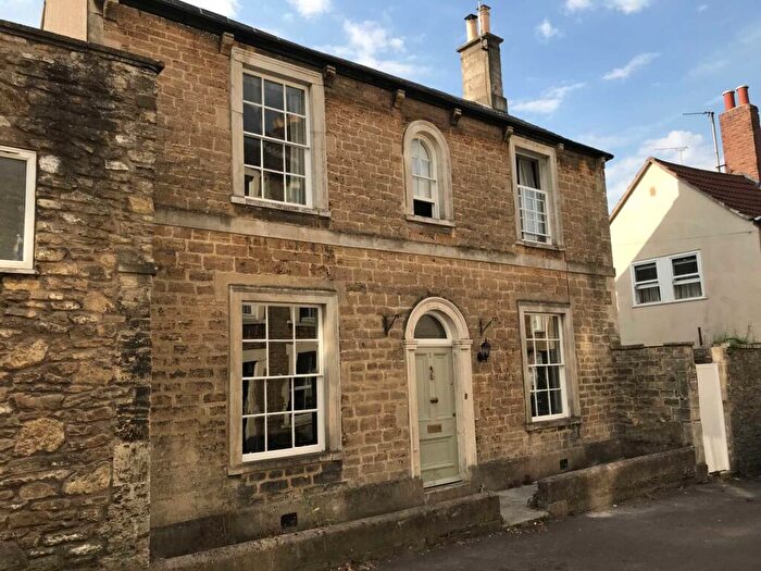 4 Bedroom Detached House To Rent In Wine Street, Frome, BA11