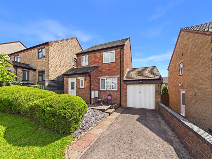 3 Bedroom Detached House For Sale In Woodlands Reach, Cinderford, GL14