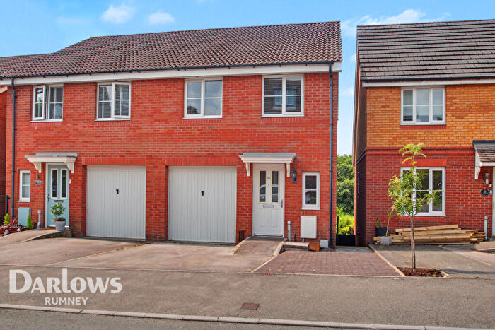 3 Bedroom Semi-Detached House For Sale In Cottingham Drive, Cardiff, CF23