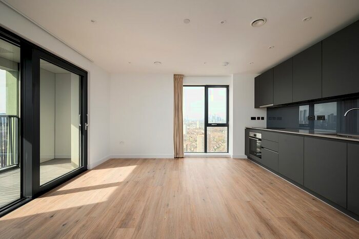 2 Bedroom Flat To Rent In Riverstone Heights, Reed Avenue, London, E3