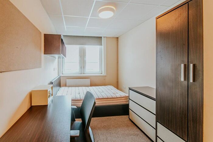 1 Bedroom Apartment To Rent In Room, Kp House, NG1