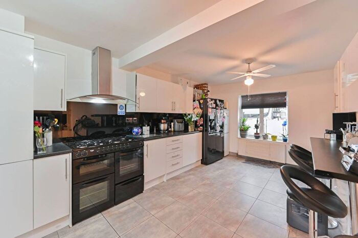 6 Bedroom Terraced House For Sale In Cannon Hill Lane, Raynes Park, London, SW20