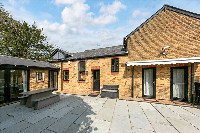 3 Bedroom Detached House For Sale In Sherland Road, Twickenham, TW1