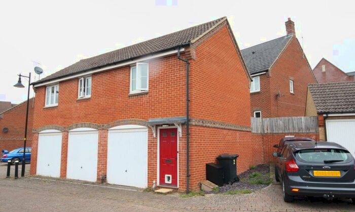 1 Bedroom Detached House To Rent In Dussek Place, Swindon, Wiltshire, SN25