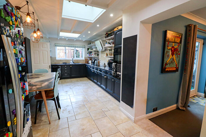 3 Bedroom End Of Terrace House For Sale In Lincoln Close, Buckden, St. Neots, Cambridgeshire, PE19