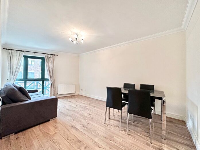 1 Bedroom Flat To Rent In Octavia House, SW1P