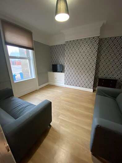 5 Bedroom Terraced House To Rent In Overbury Street, Liverpool, L7