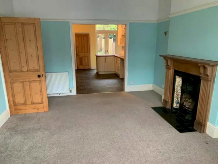 5 Bedroom Property To Rent In Salisbury Road, Moseley, Birmingham, B13