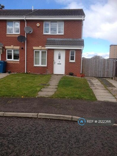 3 Bedroom Terraced House To Rent In Newhouse Drive, Glasgow, G42
