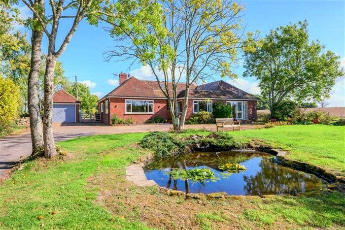 5 Bedroom Detached Bungalow For Sale In Hideaway, Kirdford, RH14