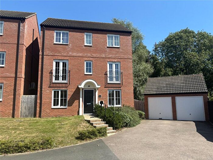 4 Bedroom Detached House For Sale In Wildacre Drive, Northampton, NN3