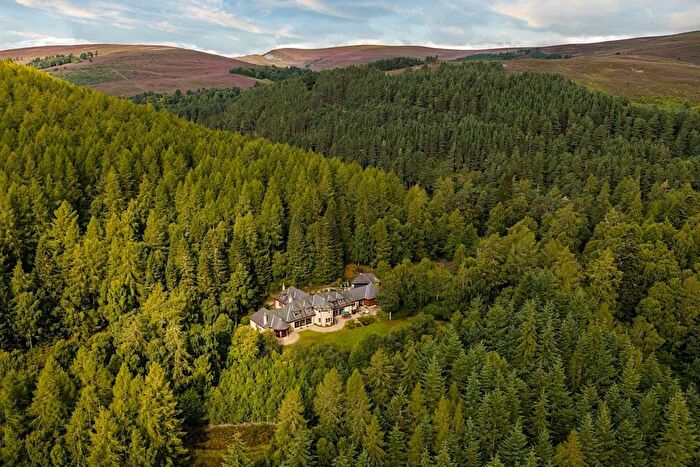 6 Bedroom Detached House For Sale In Glenmore Lodge, Grantown-On-Spey, Highland, PH26