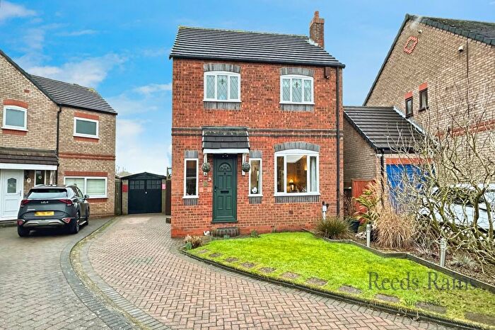 4 Bedroom Detached House For Sale In Templar Way, Selby, North Yorkshire, YO8