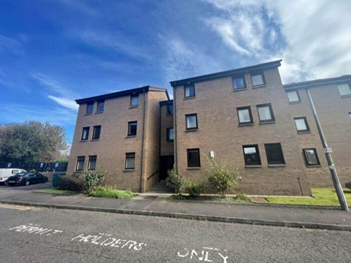 2 Bedroom Flat To Rent In Boat Green, Cannonmills, Edinburgh, EH3