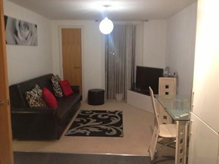 1 Bedroom Flat To Rent In Auckland Street, SE11