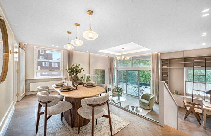 2 Bedroom Flat To Rent In The Water Gardens, Hyde Park, W2