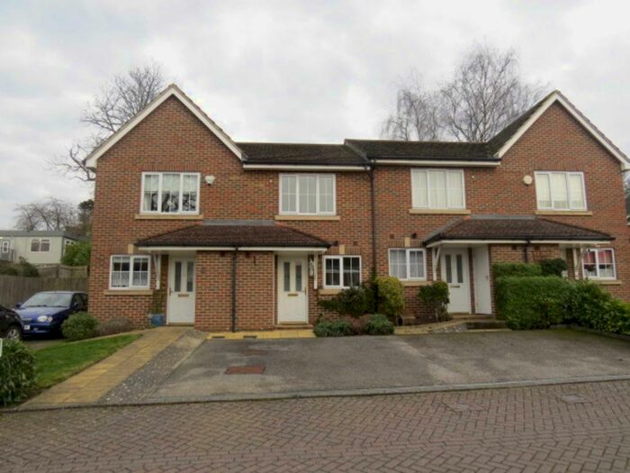 2 Bedroom Terraced House To Rent In Porthallow Close, Farnborough, Orpington, BR6