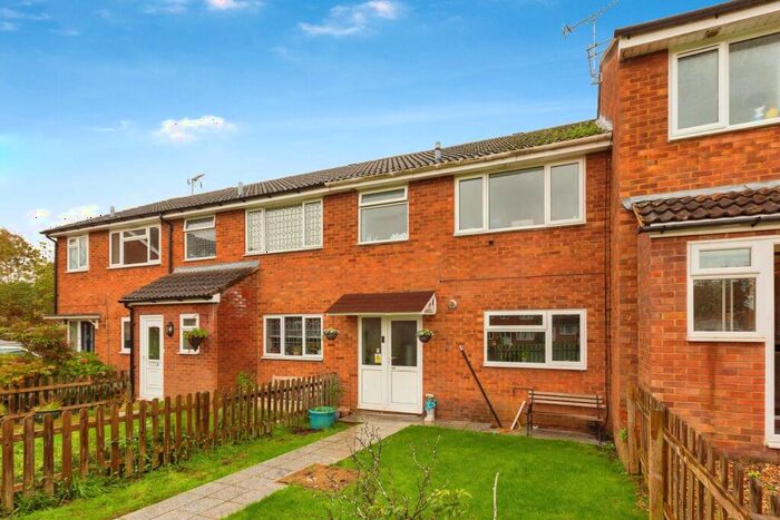 3 Bedroom House To Rent In Orwell Drive, Aylesbury, HP21