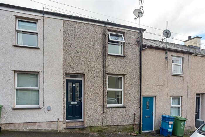 2 Bedroom Terraced House For Sale In Hendre Street, Caernarfon, Gwynedd, LL55
