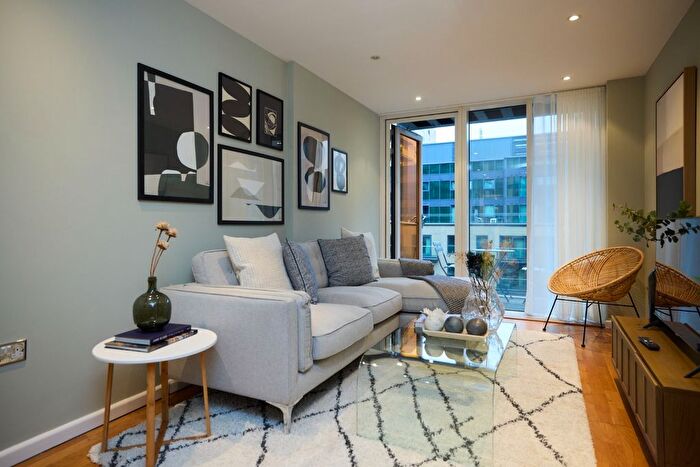 1 Bedroom Flat For Sale In Ability Place, Millharbour, London, Greater London, E14